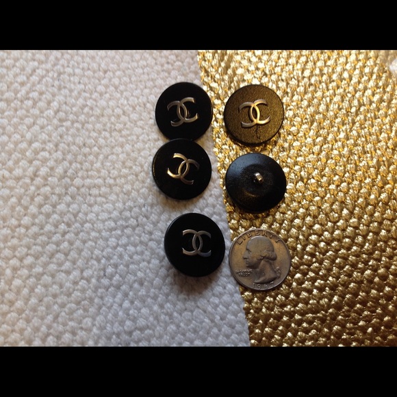 CHANEL, Accessories, Vintage Chanel Buttons